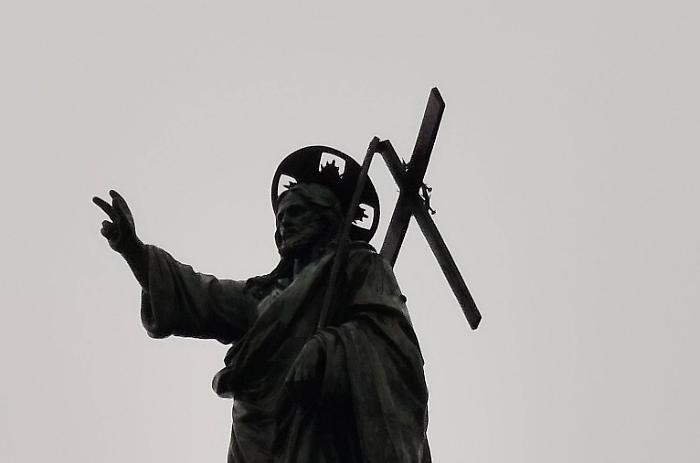 Voragine e croce spezzata: Caltanissetta messa in ginocchio dalla tempesta atlantica