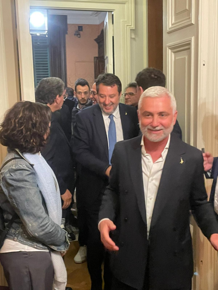 Salvini, cena a sorpresa a Messina con i candidati della Lega