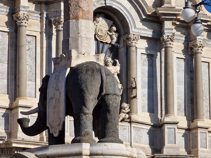 Catania, svegliati dal torpore di chi pensava che tutto qui andasse bene 