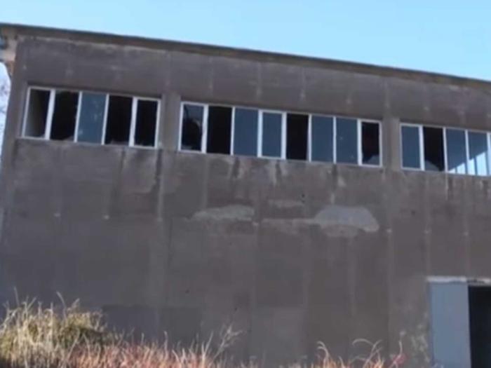 La palestra comunale attigua al campo sportivo sarà demolita e ricostruita