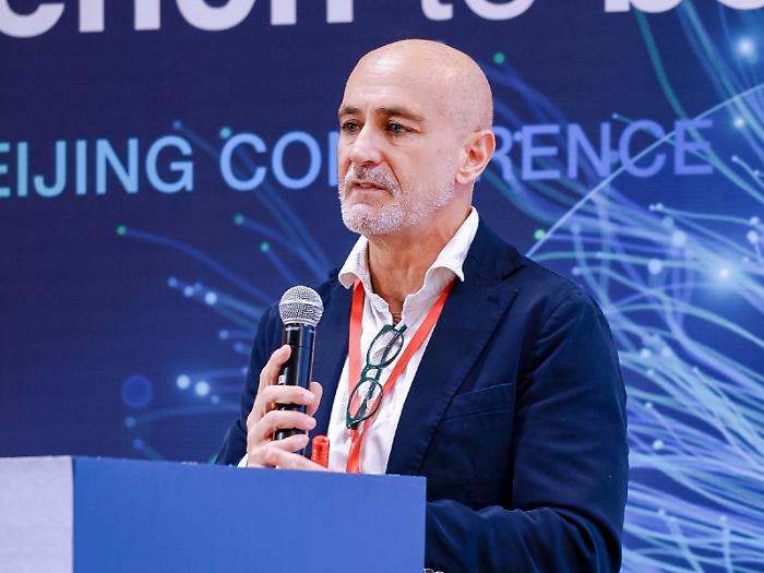 Stefano Pluchino, il medico di Ragusa che pu&ograve; battere la sclerosi multipla