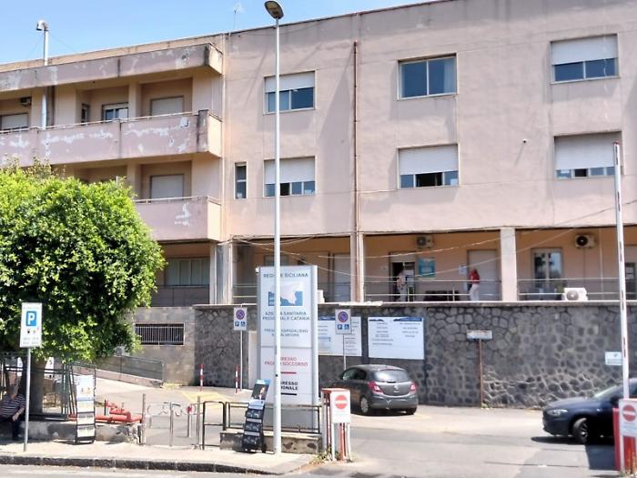 &laquo;Mancano i medici all&rsquo;ospedale di Patern&ograve;&raquo; 
